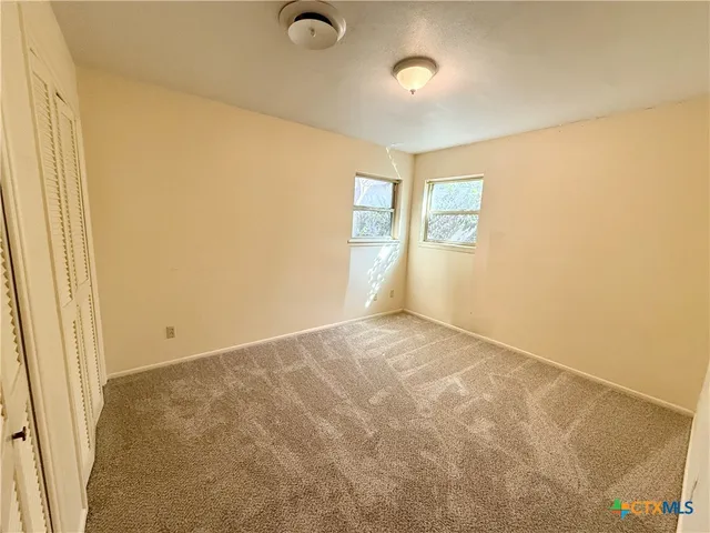 $2,050 | 1050 Elizabeth Avenue, New Braunfels, TX 78130