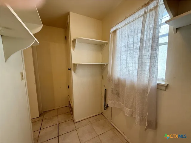 $2,050 | 1050 Elizabeth Avenue, New Braunfels, TX 78130