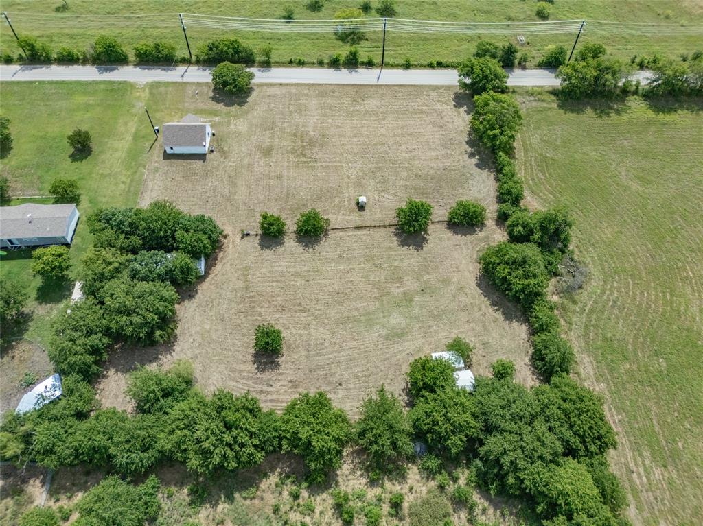 202 County Road 4511 Decatur, TX 76234 - Photo 9 of 36