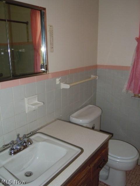 1203 Haverston Road Lyndhurst, OH 44124 - Photo 11 of 18