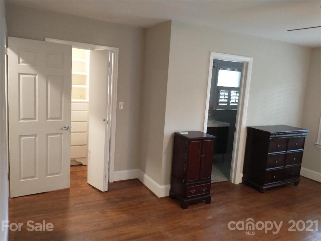 3634 Park Road Charlotte, NC 28209 - Photo 8 of 15 a view of an empty room and window