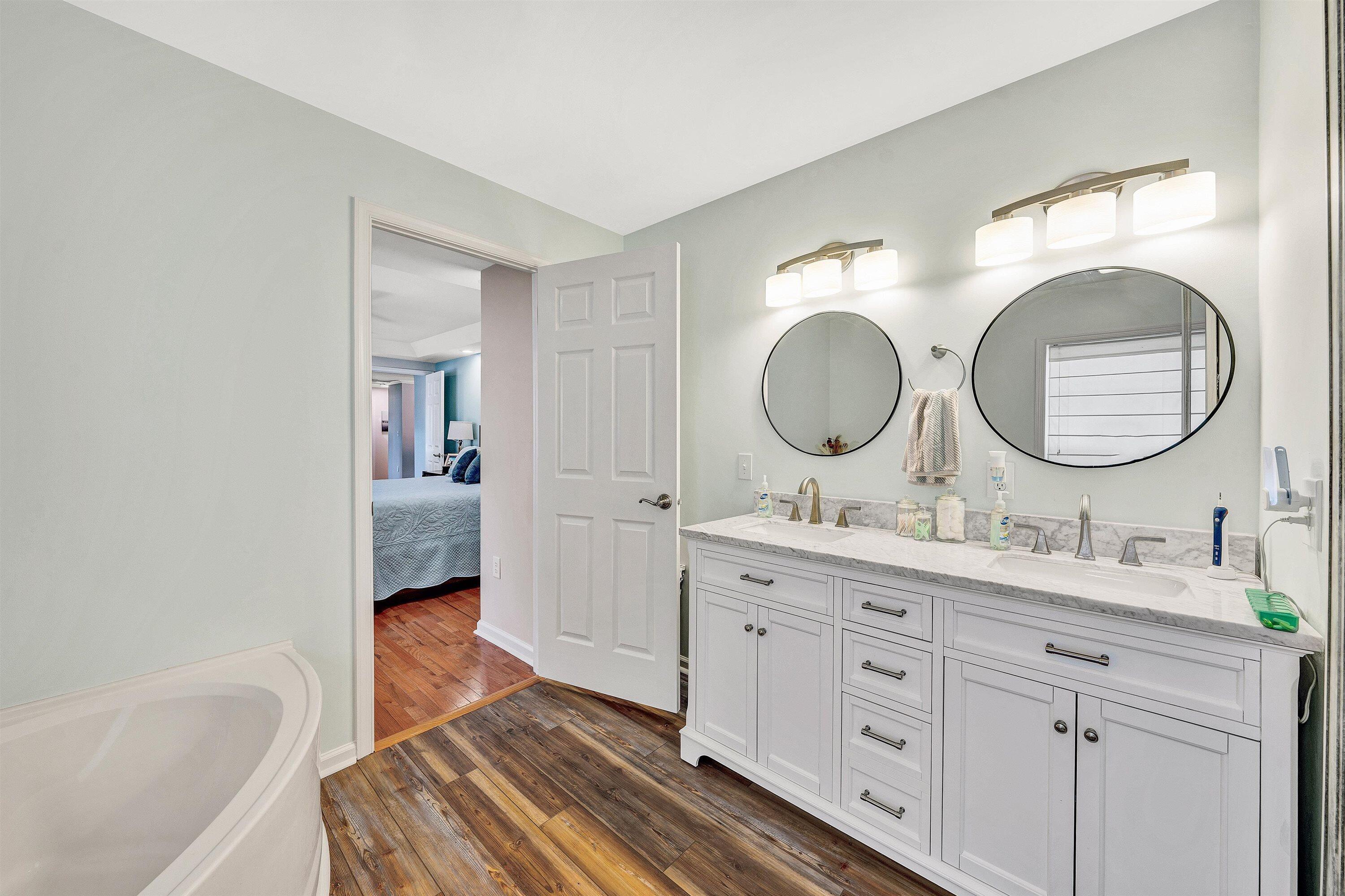 414 Mallard Cove Road Moneta, VA 24121 - Photo 18 of 51 20-DSC00263