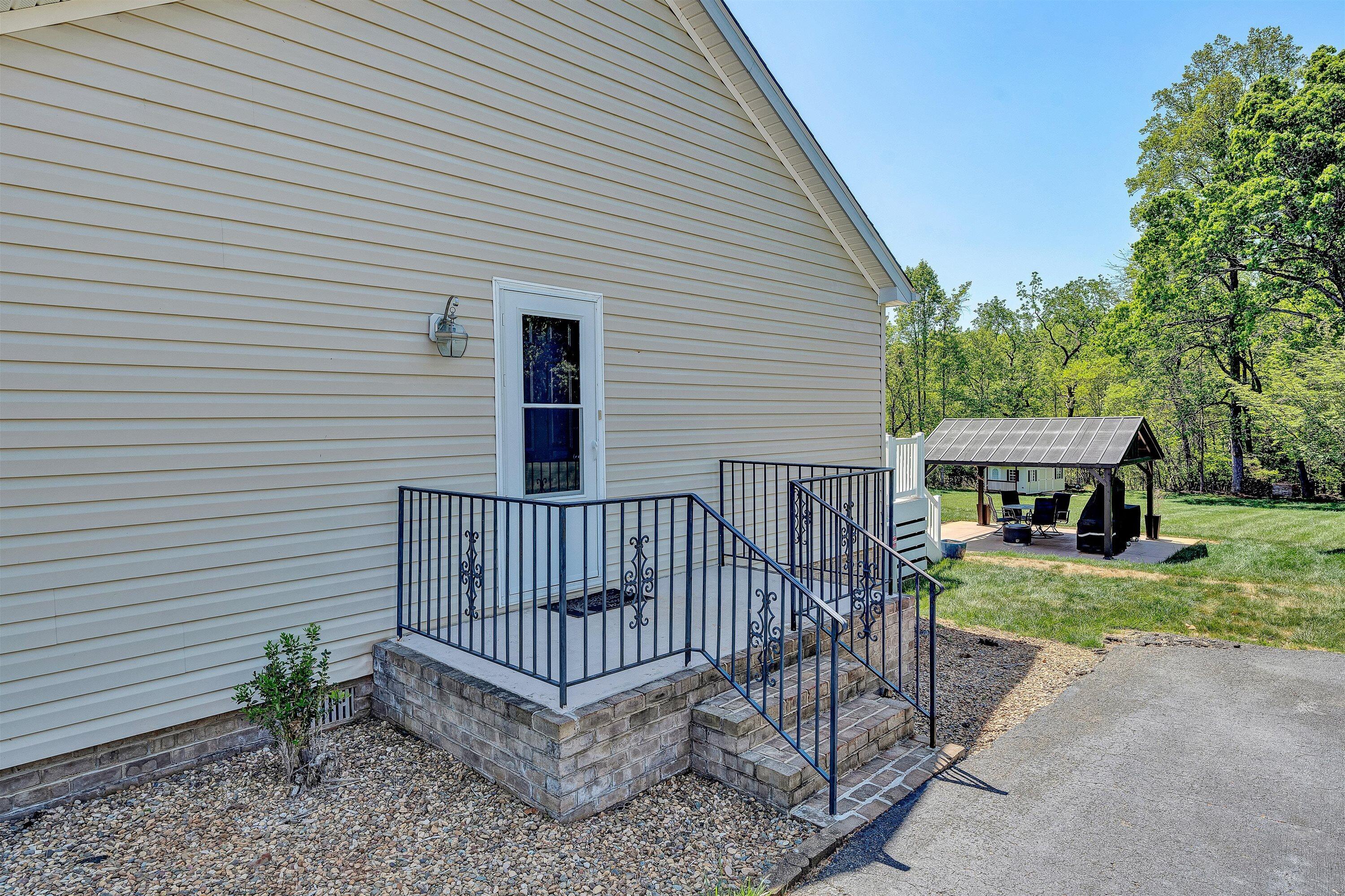 414 Mallard Cove Road Moneta, VA 24121 - Photo 25 of 51 17-DSC00215 - Copy