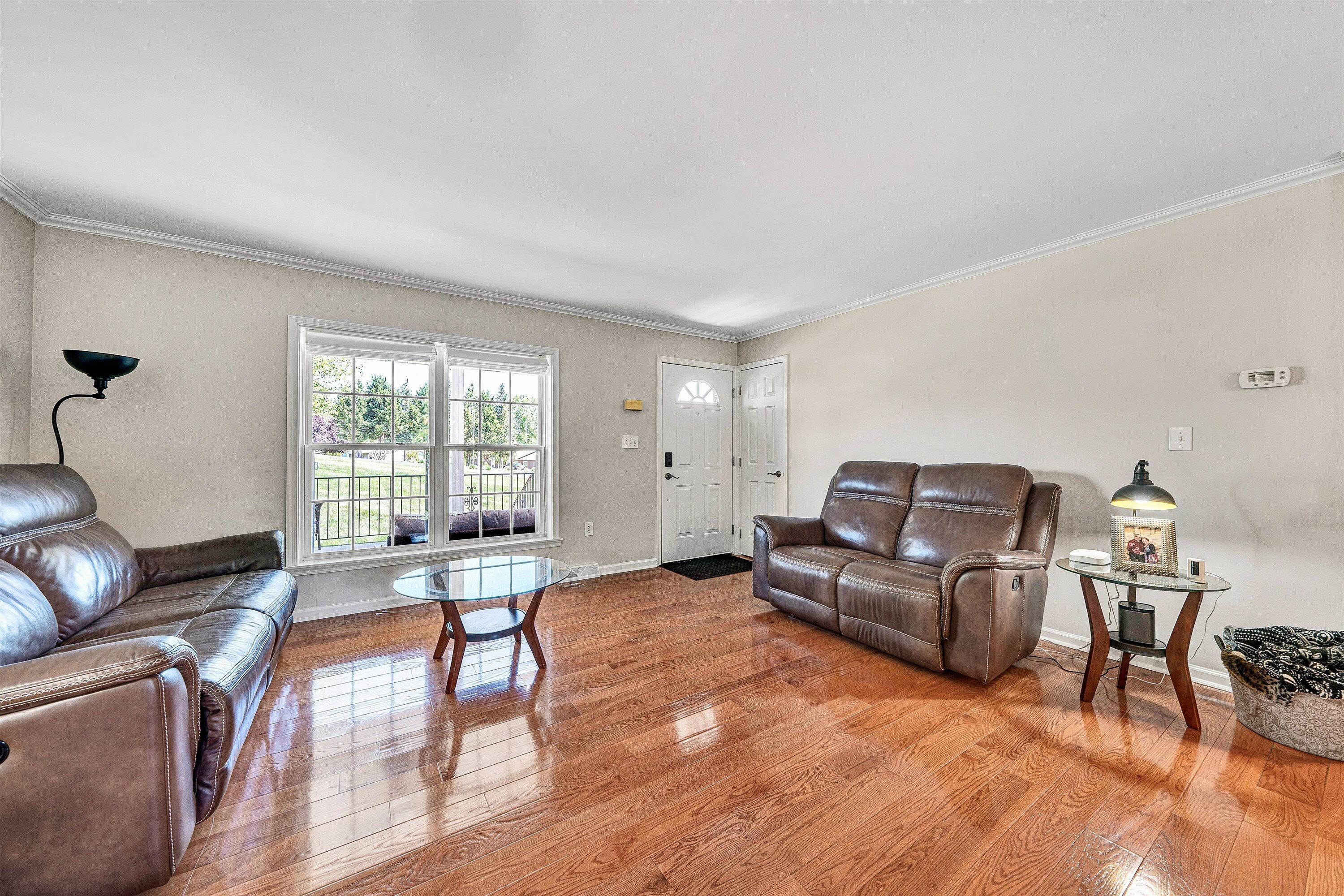 414 Mallard Cove Road Moneta, VA 24121 - Photo 7 of 51 07-DSC00224