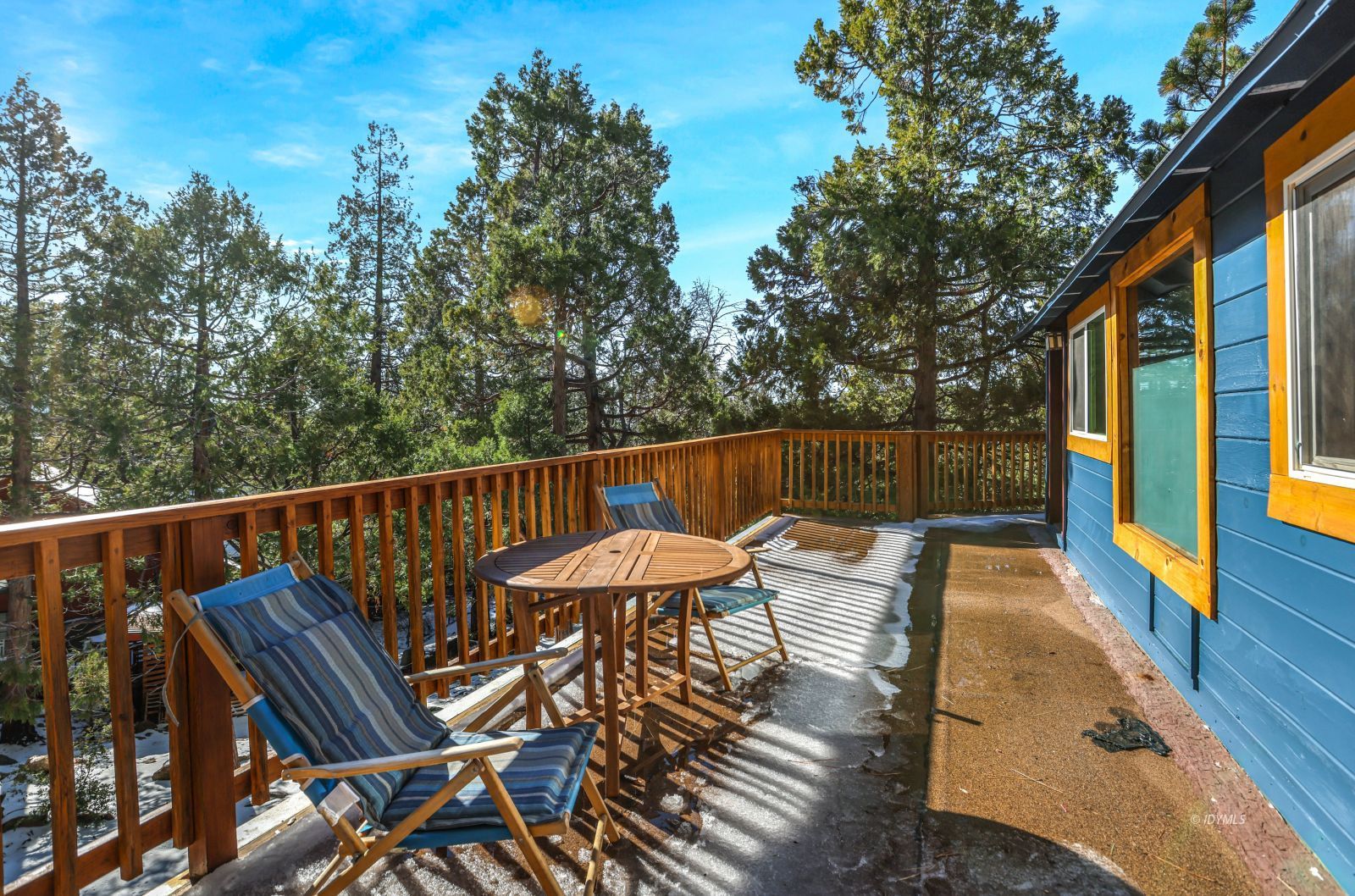 25537 Glen Road Idyllwild, CA 92549 - Photo 14 of 36 a view of deck with furniture and trees