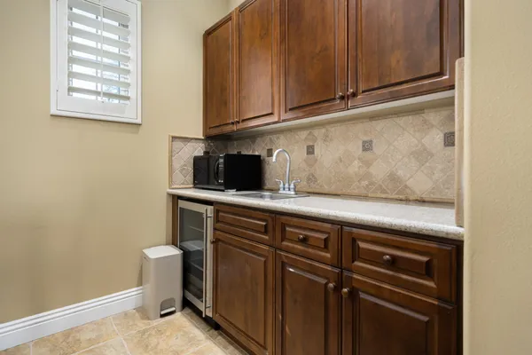 $14,000 | 56985 Village Drive, La Quinta, CA 92253