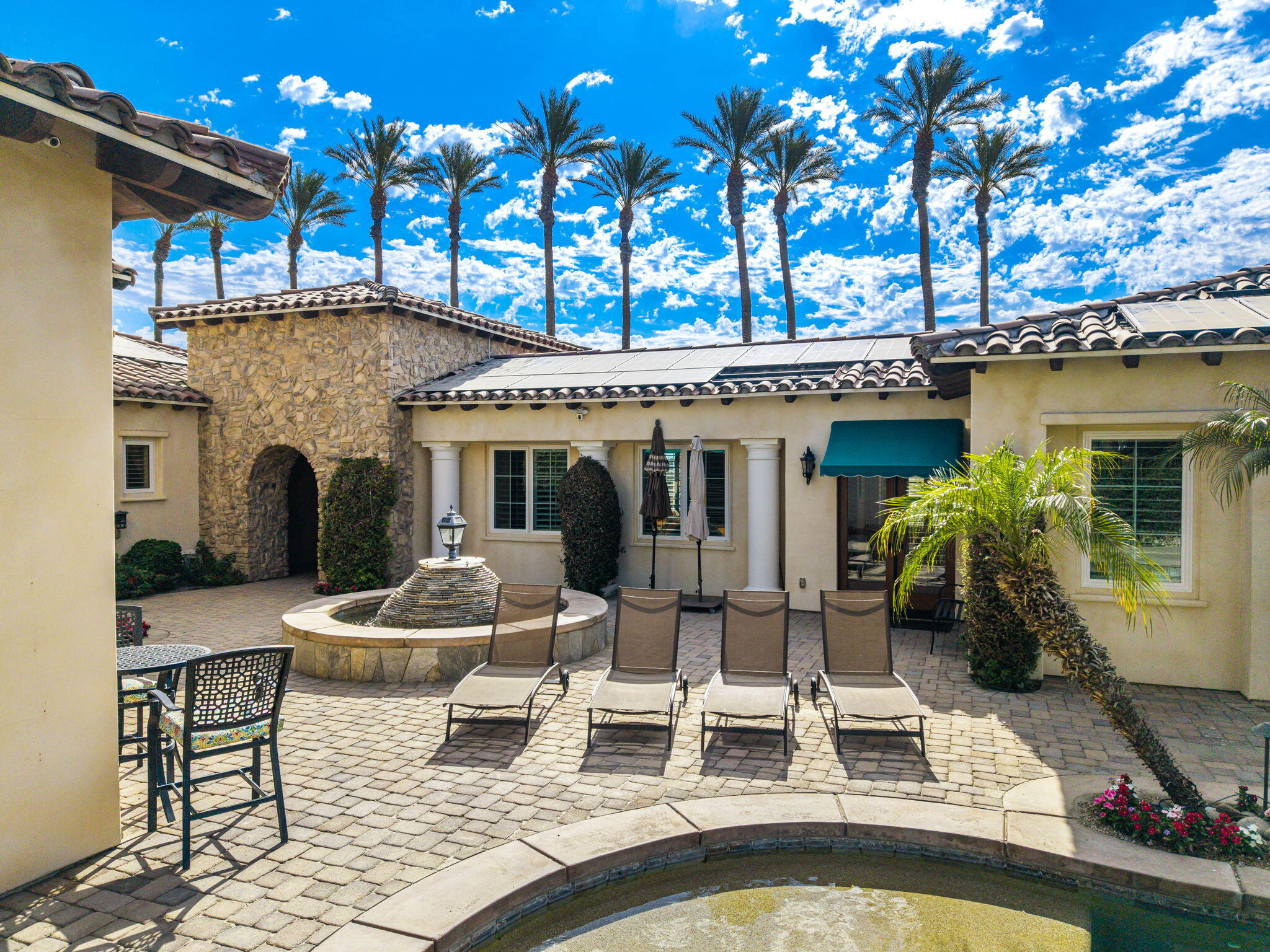 56985 Village Drive La Quinta, CA 92253 - Photo 9 of 73 8-web-or-mls-HKVillage_OPMG_0725_008