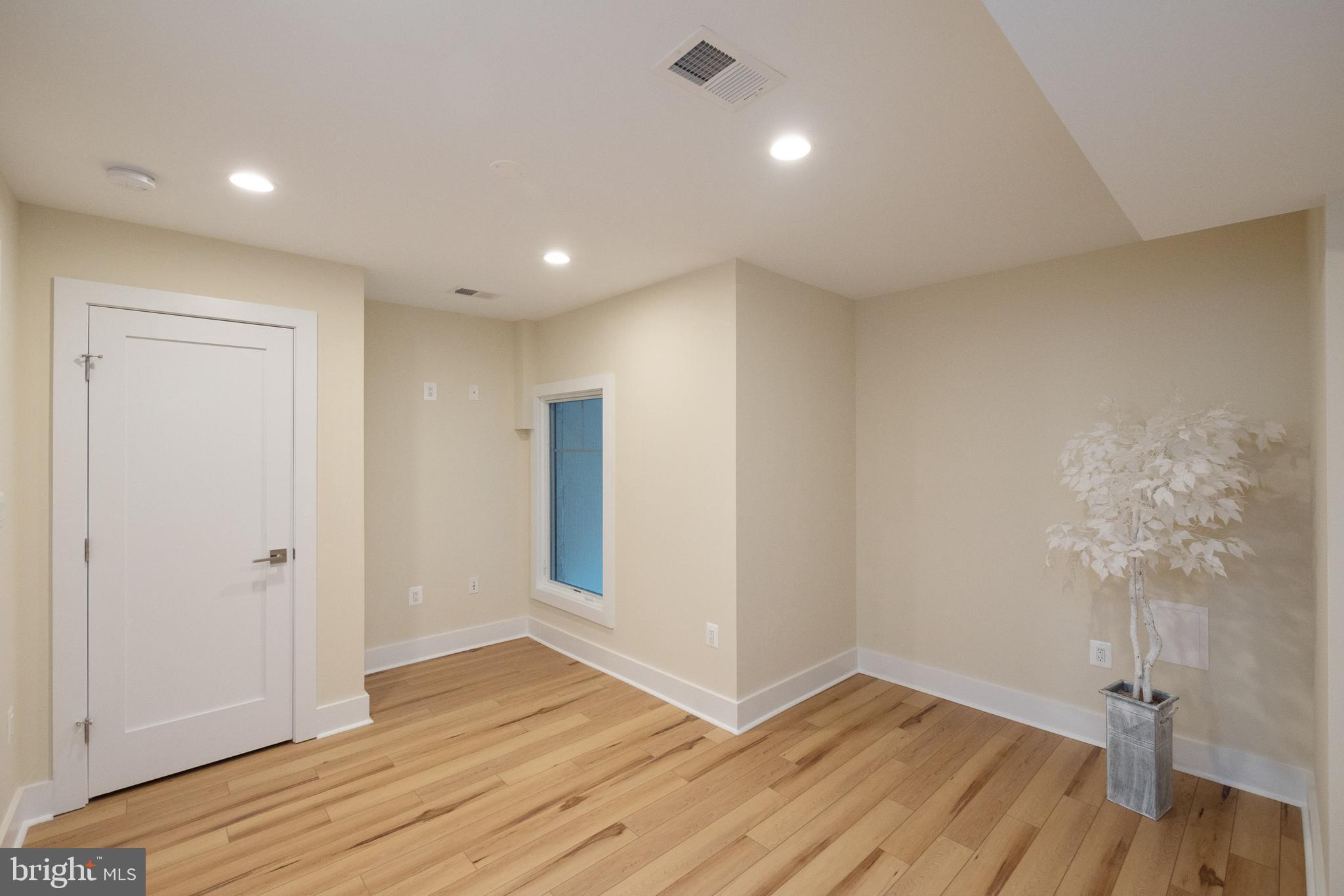 2623 13th Street Northwest, Unit 1 Washington, DC 20009 - Photo 27 of 44