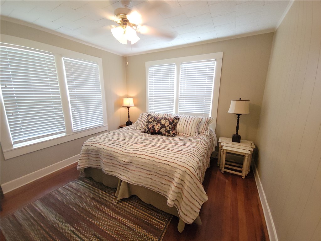 1112 Baker Street Bryan, TX 77803 - Photo 7 of 11