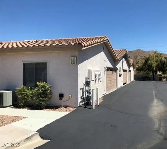 $379,900 | 227 Bighorn Drive, Boulder City, NV 89005