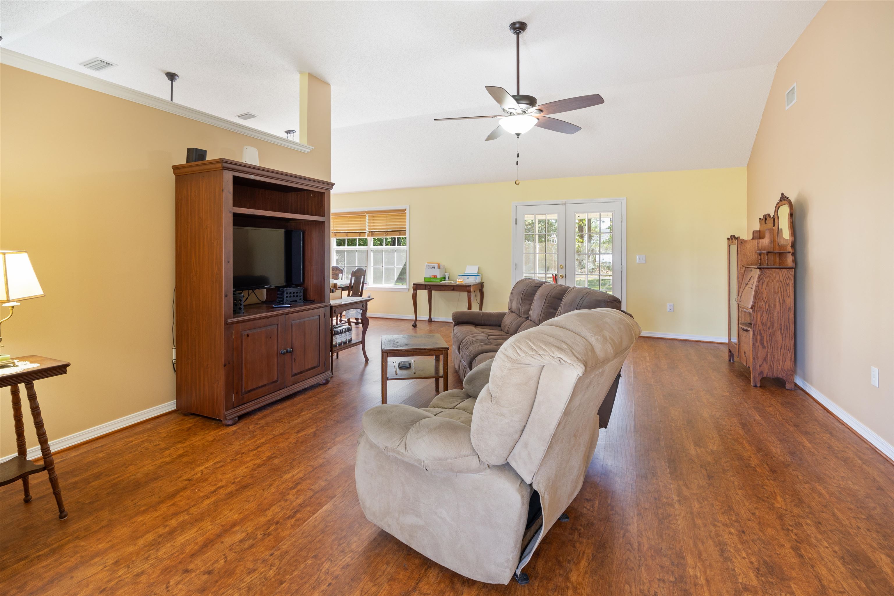 530 Meadow Lane Foley, AL 36535 - Photo 4 of 47