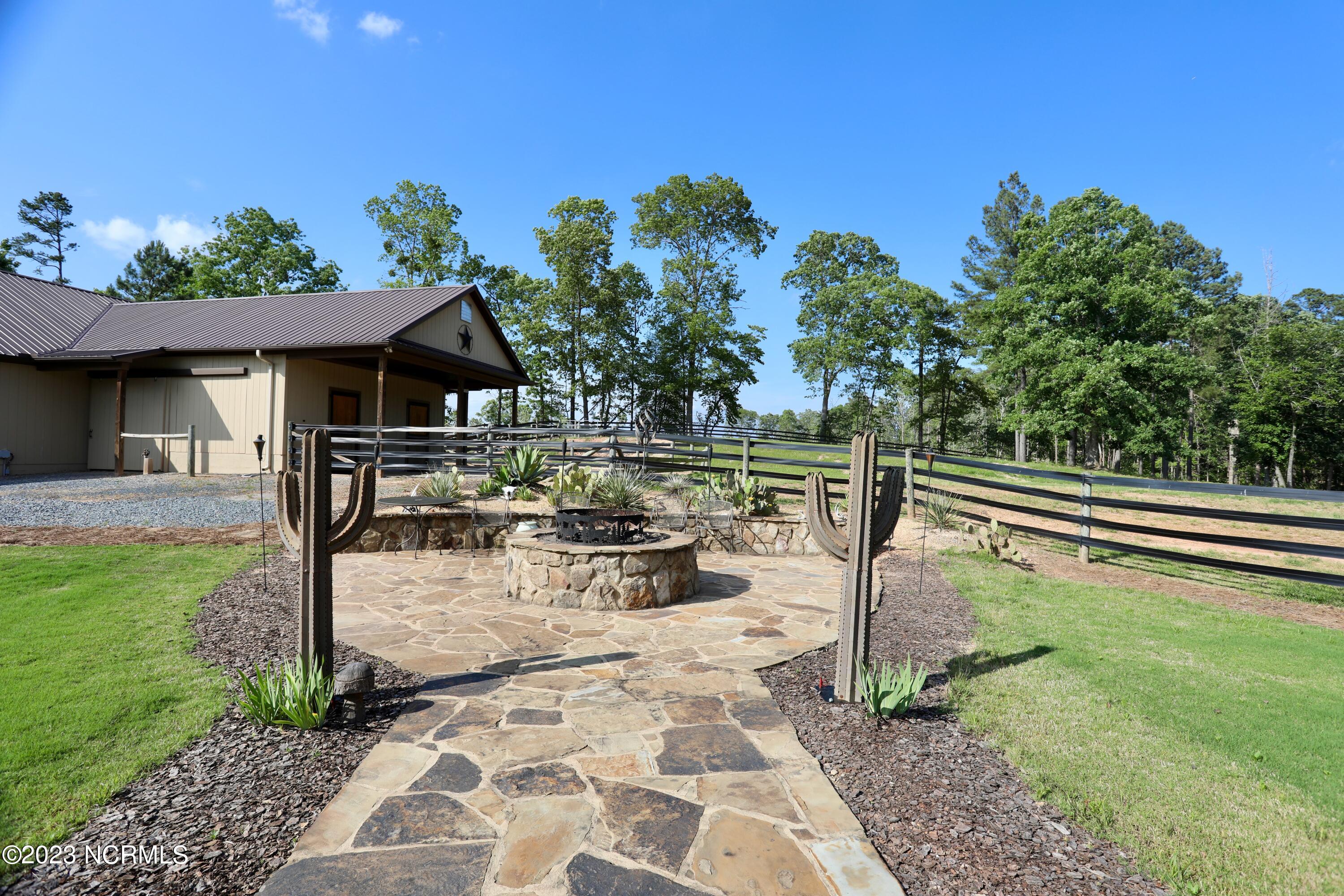 200 Saddle Ridge West End, NC 27376 - Photo 7 of 52 023A8527