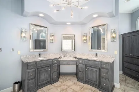 $850,000 | 5907 North Cosby Avenue, Kansas City, MO 64151