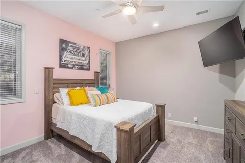 $850,000 | 5907 North Cosby Avenue, Kansas City, MO 64151