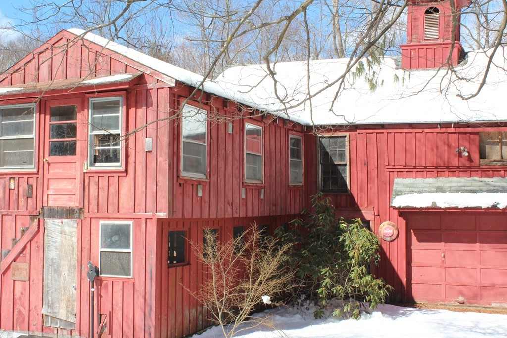 280 Somers Road Hampden, MA 01036 - Photo 5 of 30 a view of a back yard of the house