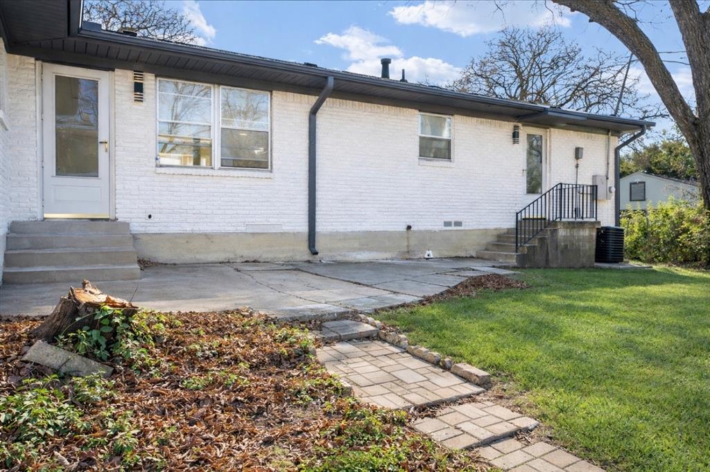 509 West Ridgewood Drive Garland, TX 75041 - Photo 17 of 21