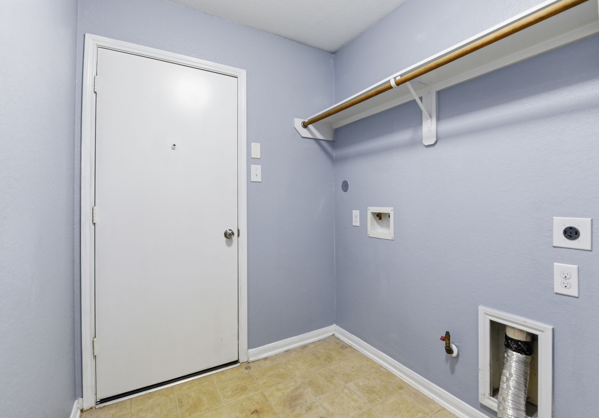 16763 North Blue Jay Drive Conroe, TX 77385 - Photo 25 of 26 a view of a small space
