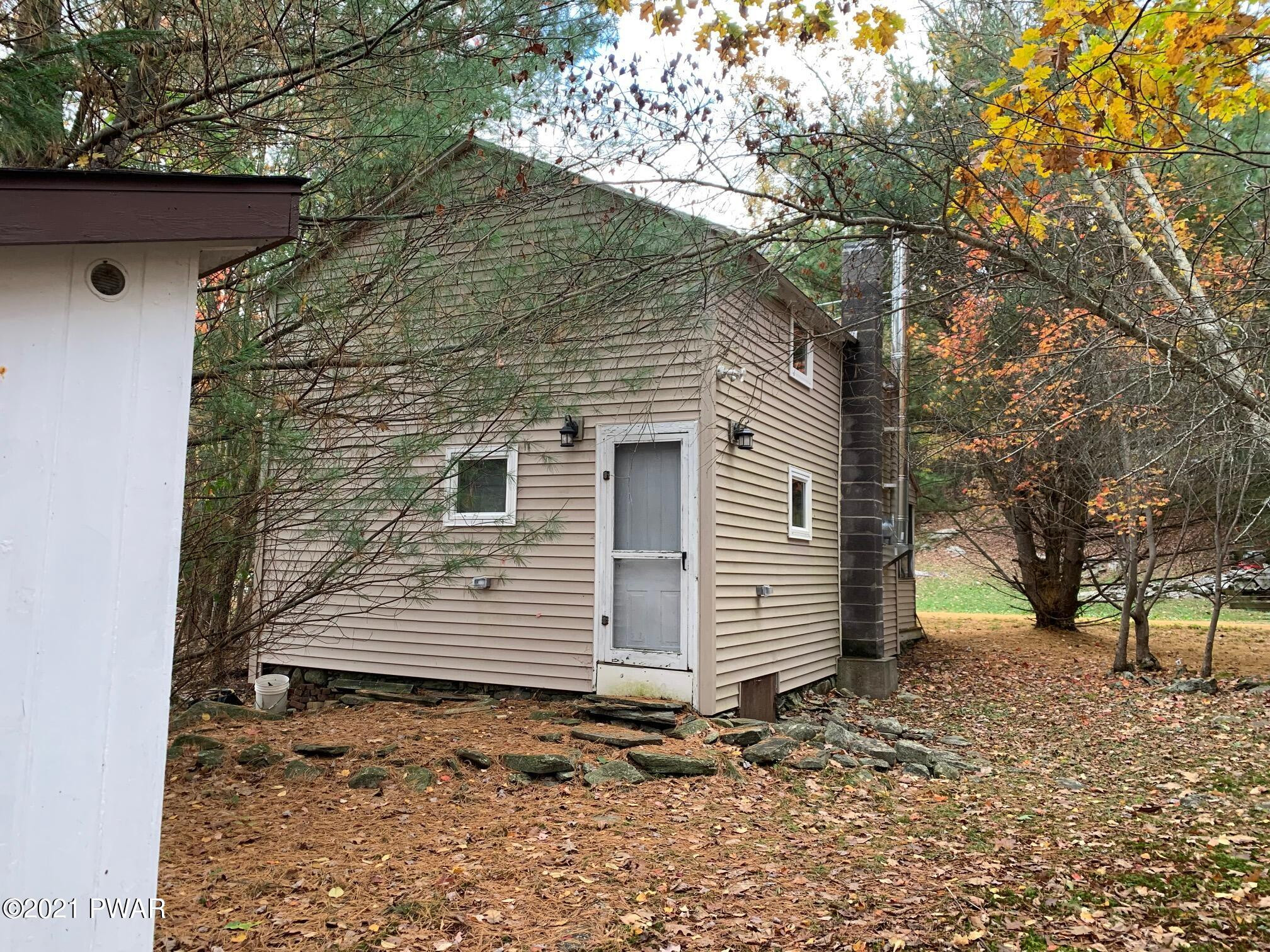 152 Mosier Road Dingmans Ferry, PA 18328 - Photo 16 of 24