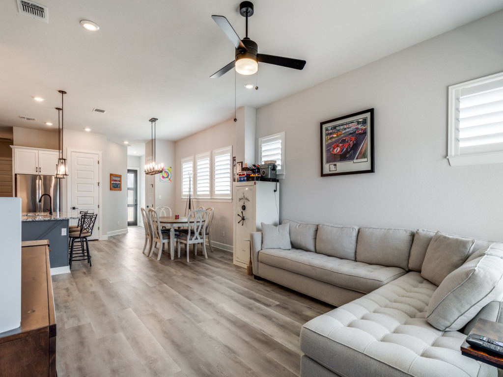 220 Monterey Oak Trail Georgetown, TX 78628 - Photo 10 of 25