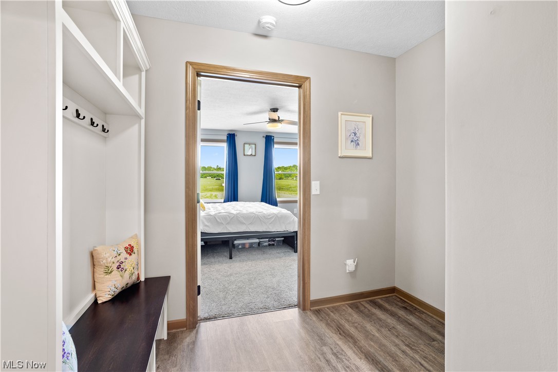 8810 Congress Road Lodi, OH 44254 - Photo 11 of 30 Mudroom area
