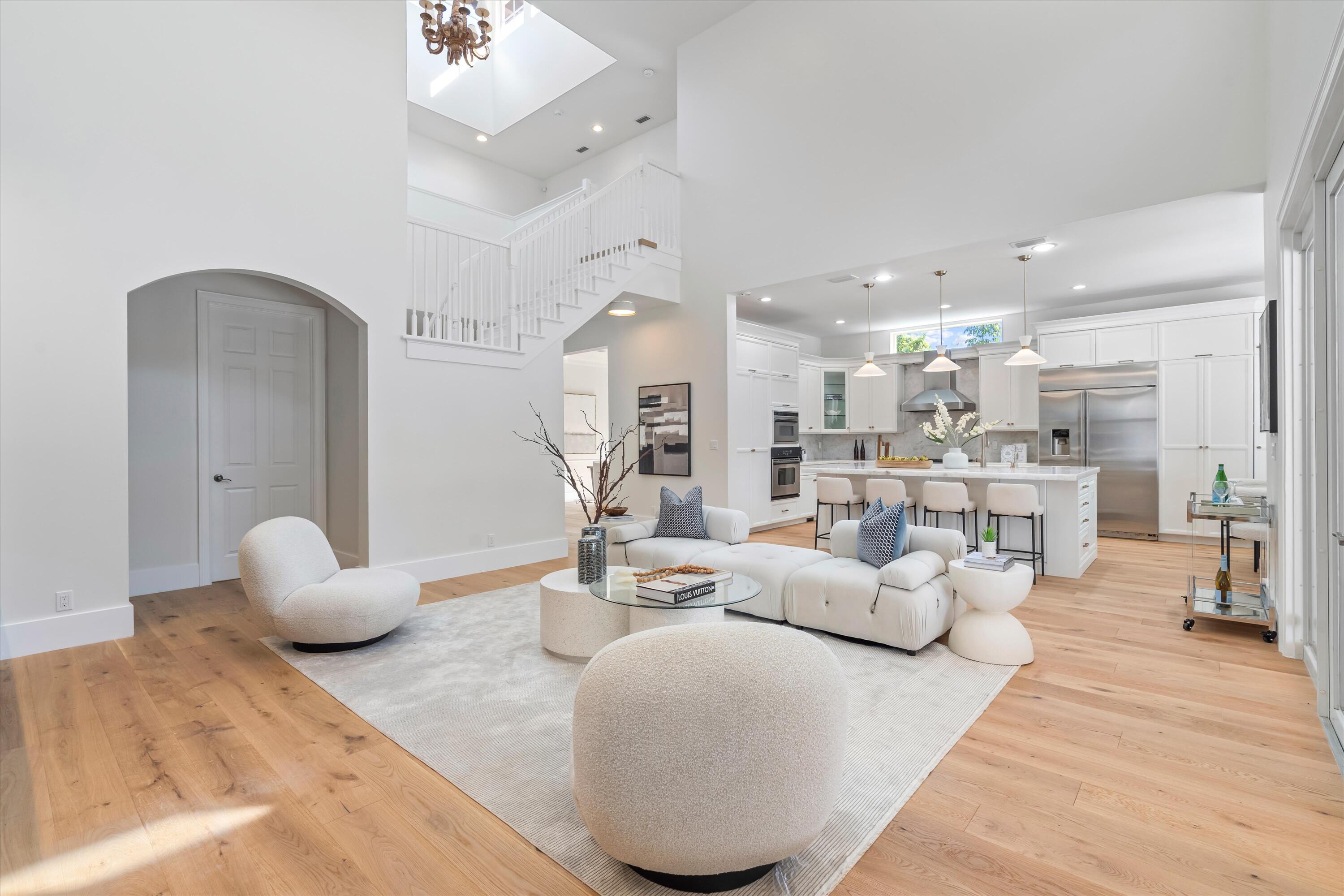 142 Segovia Way Jupiter, FL 33458 - Photo 10 of 43 Open to kitchen