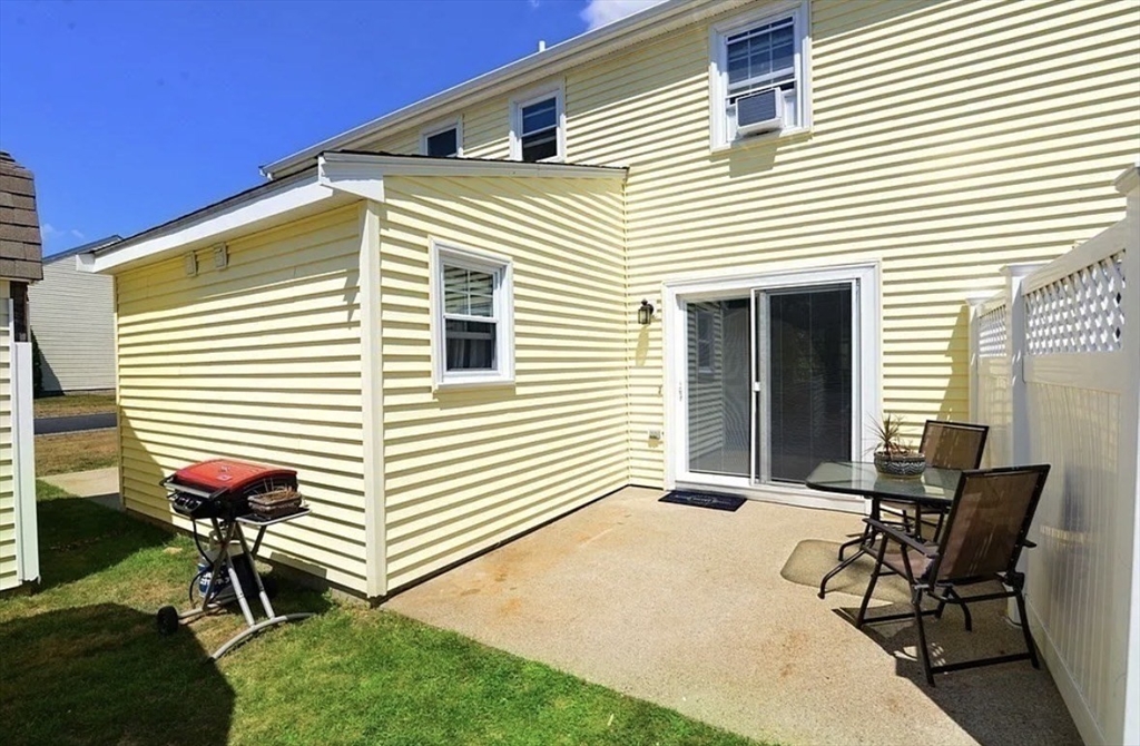 4 George Street, Unit 3 Plainville, MA 02762 - Photo 26 of 28