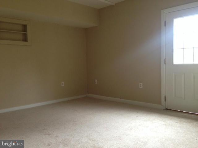12150 Wachter Road Union Bridge, MD 21791 - Photo 8 of 30 Family Room