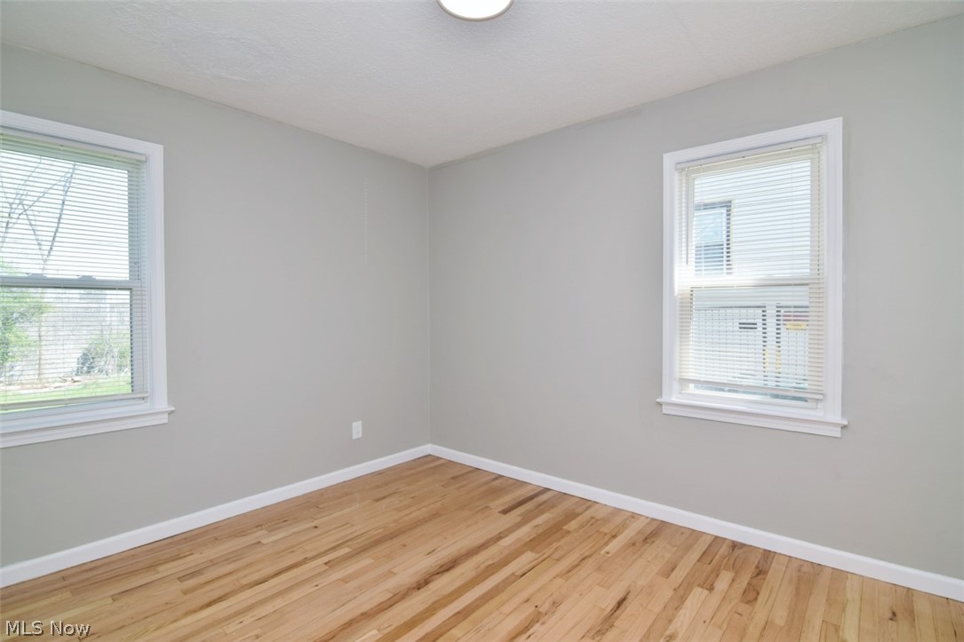 20919 Hansen Road Maple Heights, OH 44137 - Photo 11 of 25