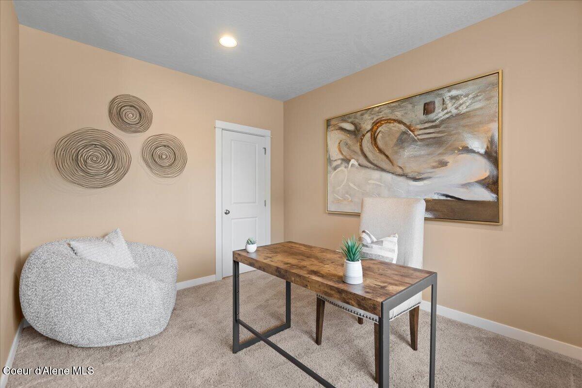 210 4th Street Dover, ID 83825 - Photo 17 of 70 17-Office