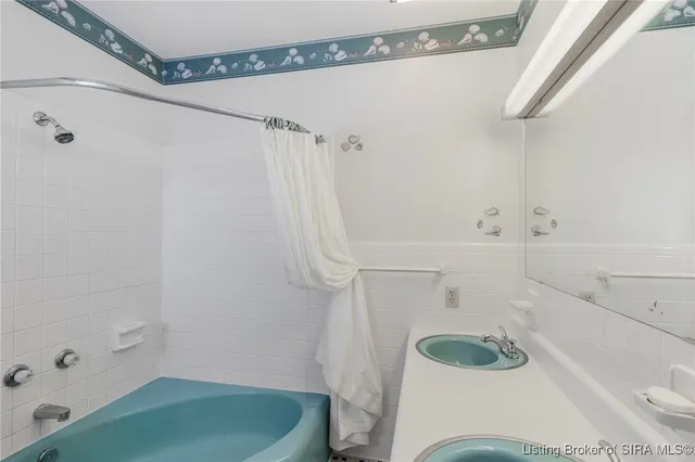 $309,999 | 2129 Seneca Drive, Madison, IN 47250