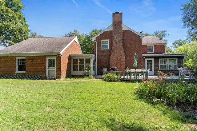 $309,999 | 2129 Seneca Drive, Madison, IN 47250