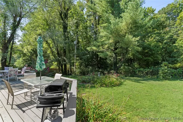 $309,999 | 2129 Seneca Drive, Madison, IN 47250