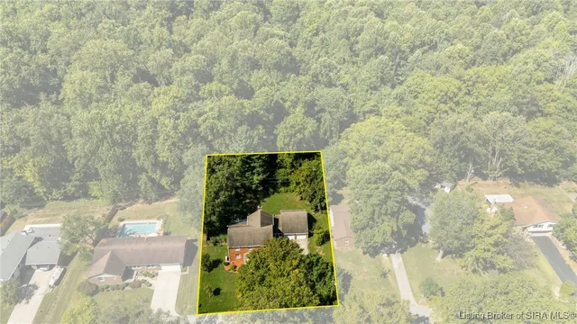 $309,999 | 2129 Seneca Drive, Madison, IN 47250