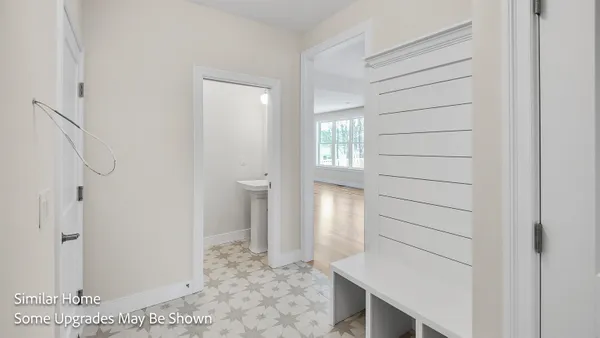 $1,740,000 | 4 Windsong Place, Stratham, NH 03885