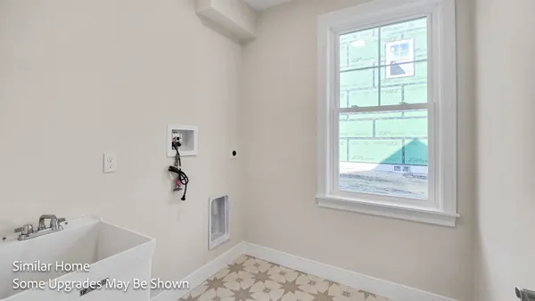 $1,740,000 | 4 Windsong Place, Stratham, NH 03885