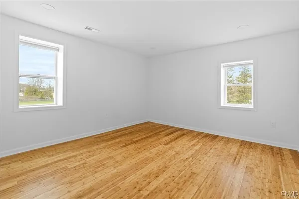 $2,000 | 238 Oriskany Boulevard, Unit 1, Whitestown, NY 13492