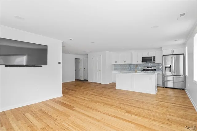 $2,000 | 238 Oriskany Boulevard, Unit 1, Whitestown, NY 13492