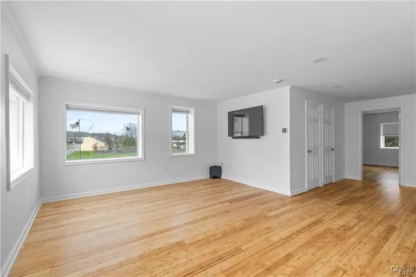 $2,000 | 238 Oriskany Boulevard, Unit 1, Whitestown, NY 13492