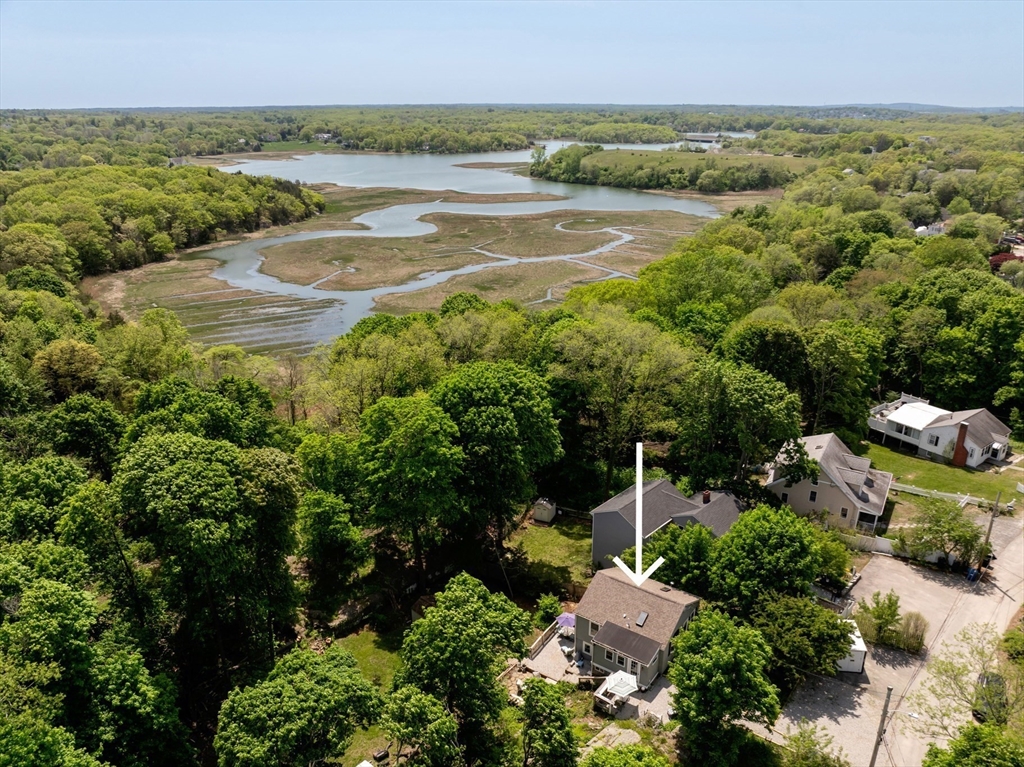 9 Shore Garden Road Hull, MA 02045 - Photo 4 of 39