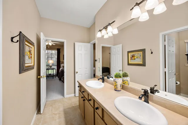 $425,000 | 18823 Cypress Mountain Drive, Spring, TX 77388