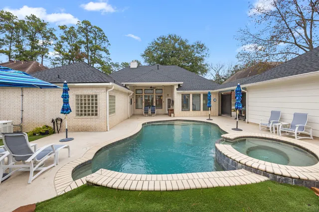 $425,000 | 18823 Cypress Mountain Drive, Spring, TX 77388