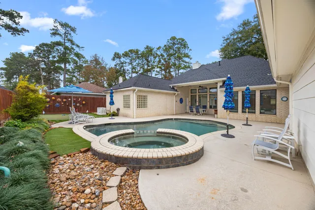 $425,000 | 18823 Cypress Mountain Drive, Spring, TX 77388