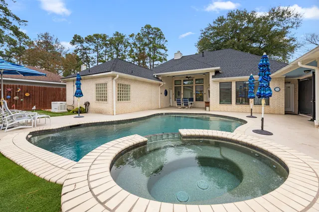 $425,000 | 18823 Cypress Mountain Drive, Spring, TX 77388