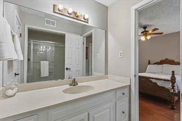 $350,000 | 8117 Mistywood Lane, Unit 9, Memphis, TN 38138