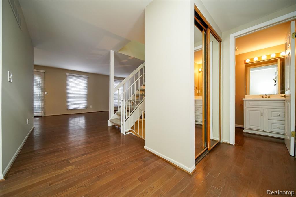 905 Lafayette Court Rochester Hills, MI 48307 - Photo 20 of 65