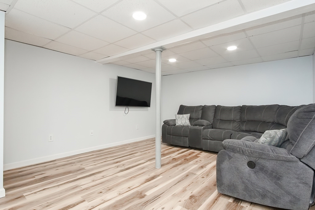35 Cypress Road Attleboro, MA 02703 - Photo 29 of 33 Gallery Image 29