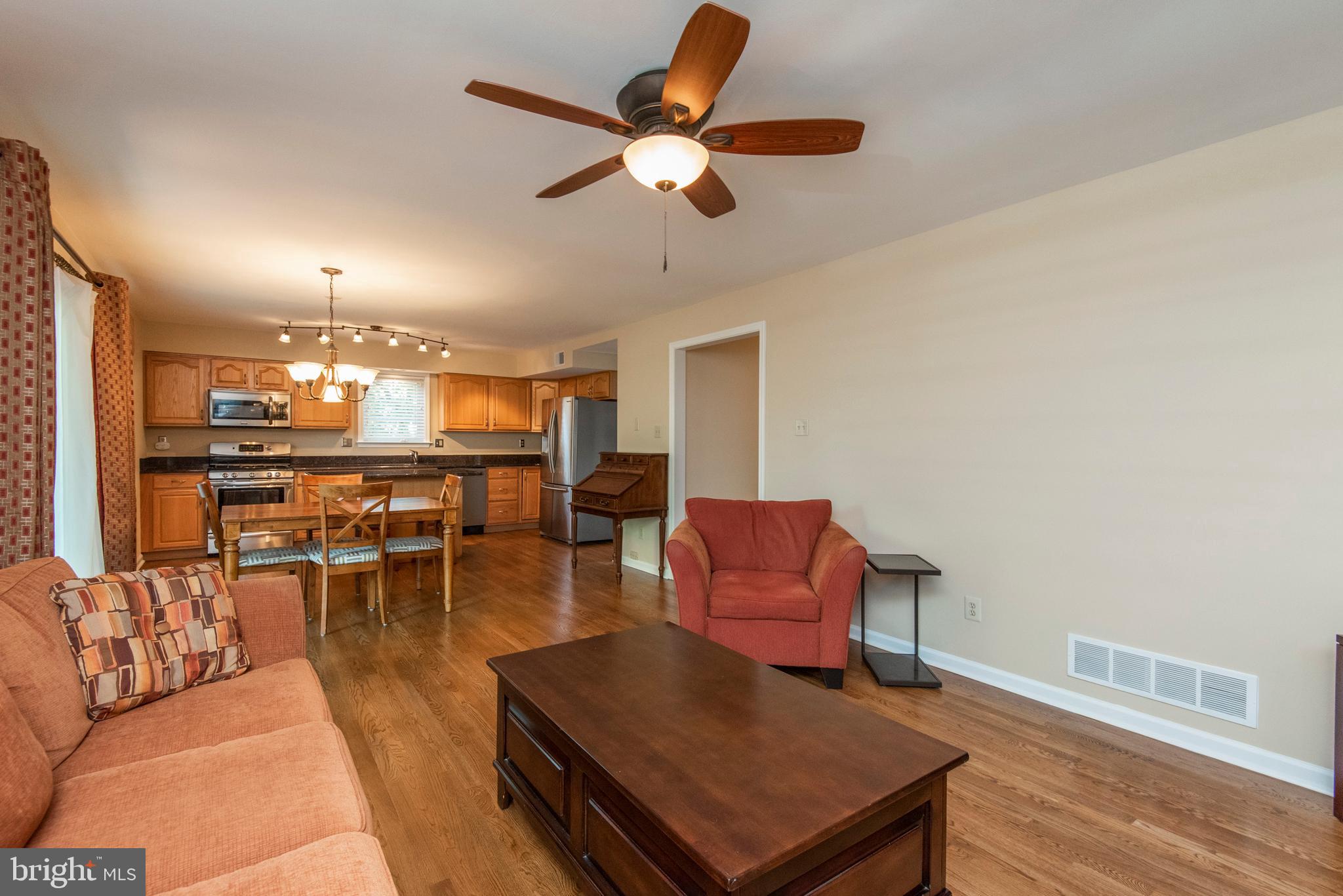2420 East County Line Road Ardmore, PA 19003 - Photo 10 of 25