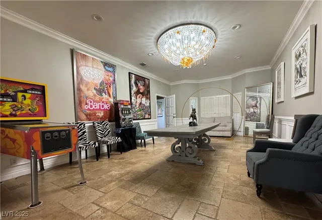 $10,000 | 3160 Bel Air Drive, Las Vegas, NV 89109