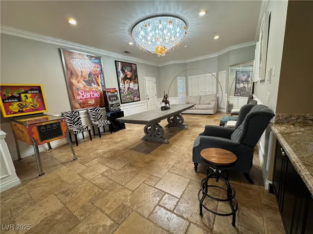 $10,000 | 3160 Bel Air Drive, Las Vegas, NV 89109