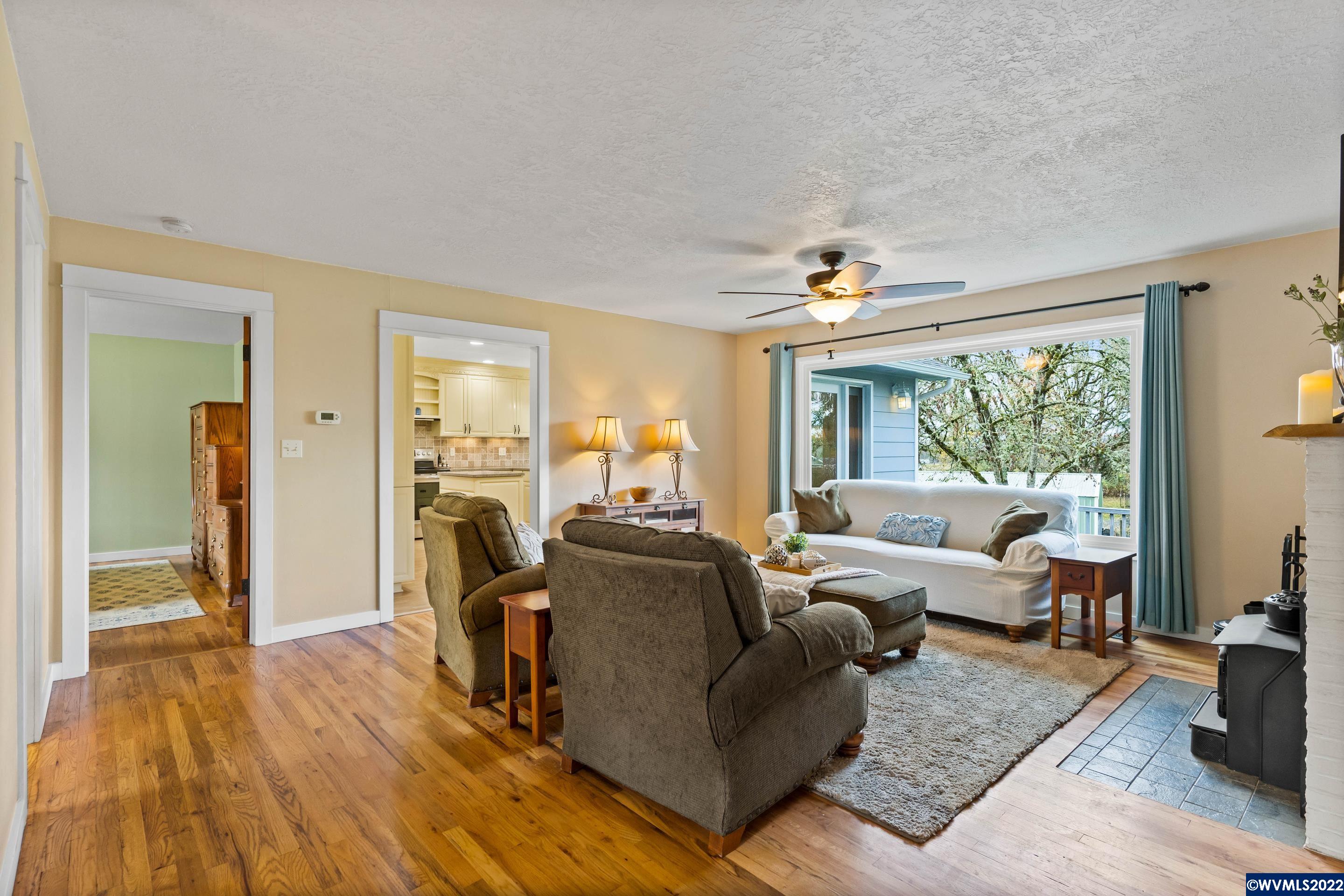 4976 Riverside Drive South Salem, OR 97306 - Photo 9 of 42 Gallery Image 9